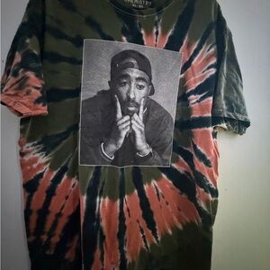 Chemistry Graphic Tee in Green and Black